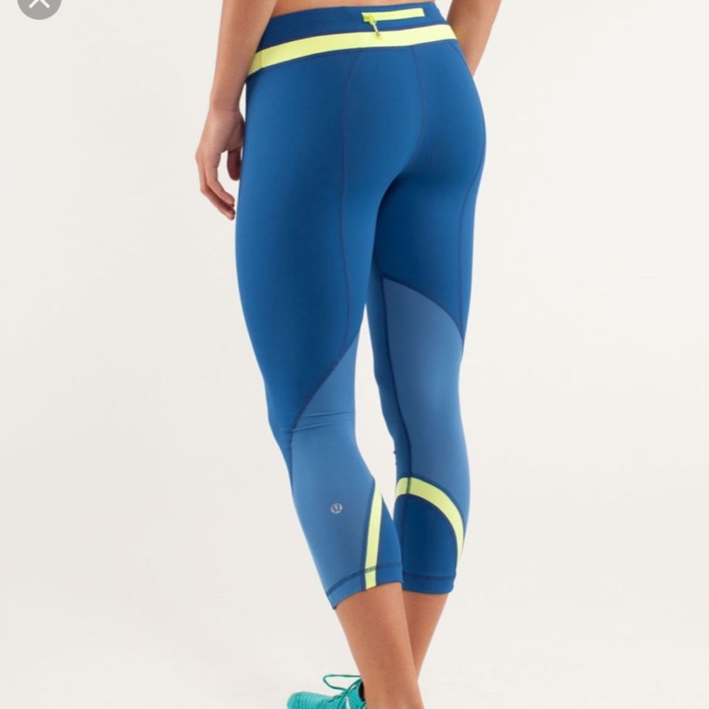 Lululemon Run: Inspire Crop ll